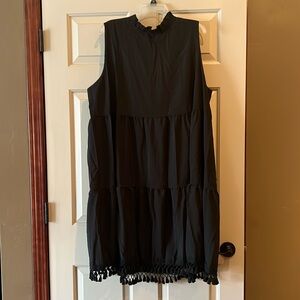 Black tiered hassle dress size 4XL NEW